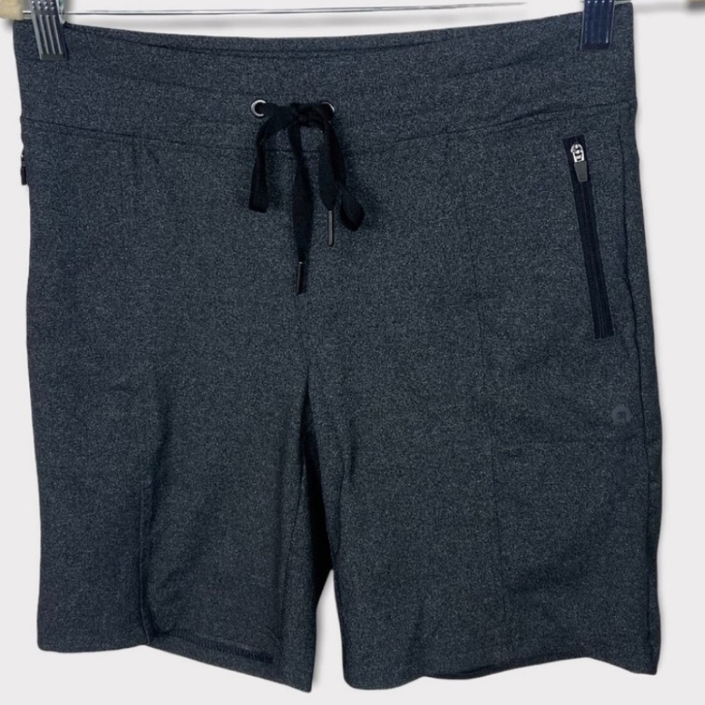 Reitmans Hyba Grey High Rise Shorts Size Small Athletic Drawstring Waist Berumda